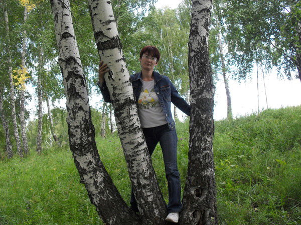 Лена Костяшина