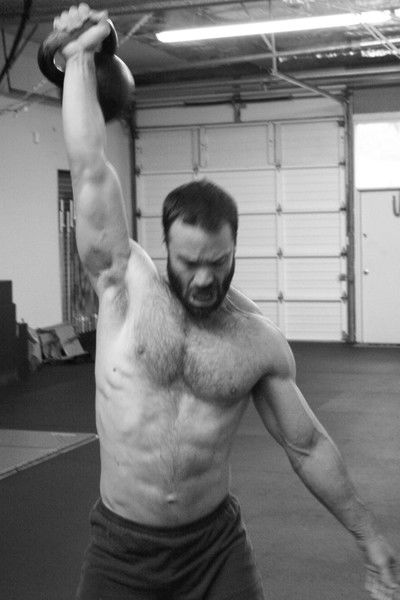 Виктор Иванов