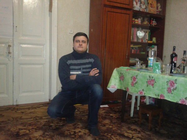 Роман Есенин