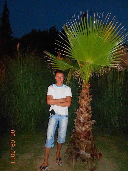 Артём Усатов