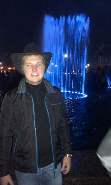 Артем Кизенков