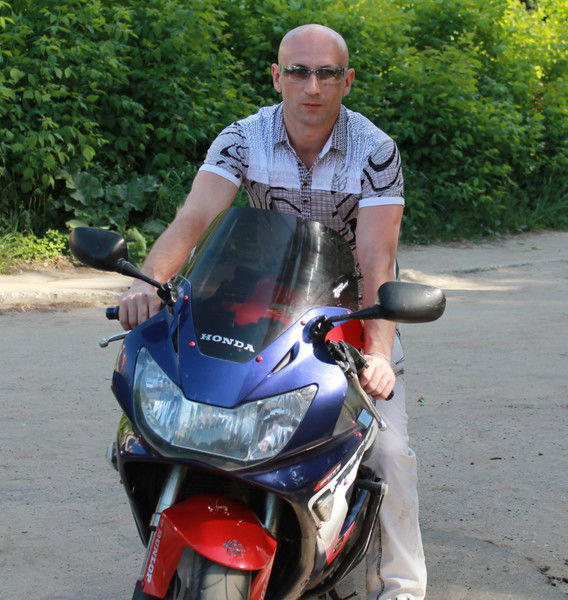 Алексей Плотников