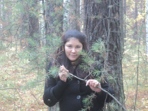 Лена Постникова