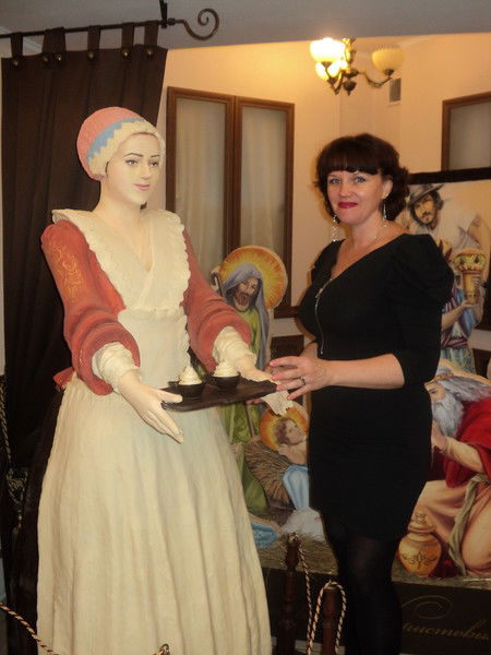 Елана Романюк