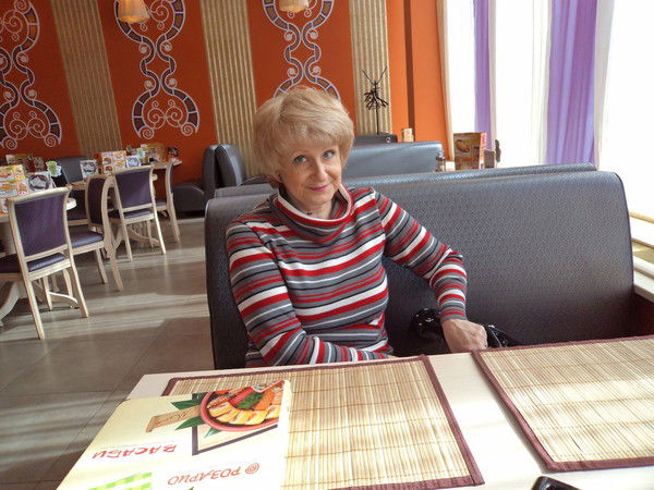 Светлана Попова