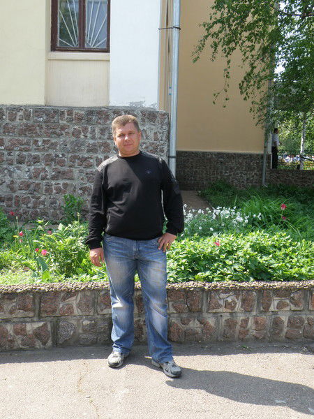 Олег Пахомов