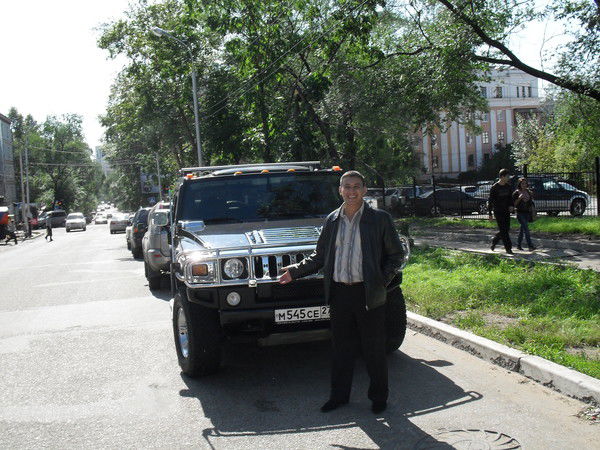 Владимир Садаев