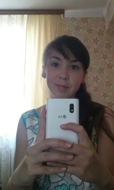 Ксюша Николаева