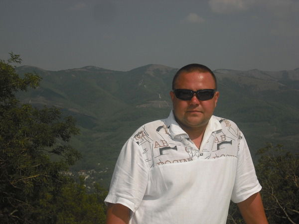 Владимир Шкадёнков