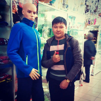 Руслан Кумаров