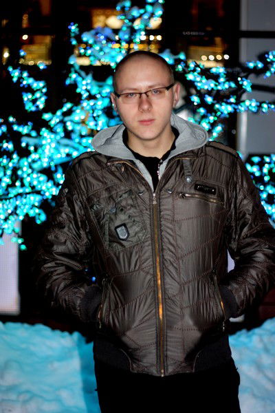 Роман Розов