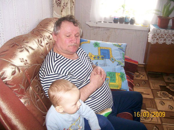 Саша Тронин