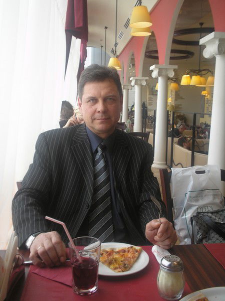 Петр Замятин