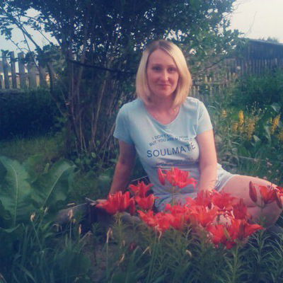 Анна Пехотина