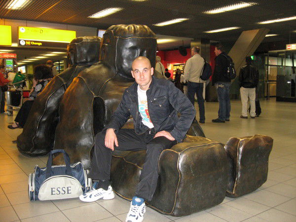 Неизвестно Неизвестно