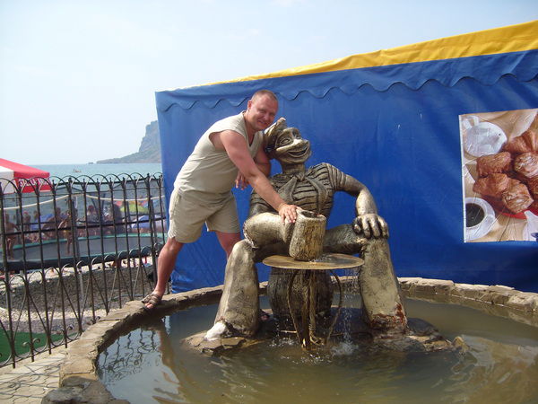 Александр Агафонов