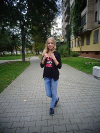 Олька Мельничук