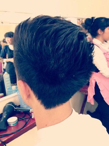 Тохир Гуломов