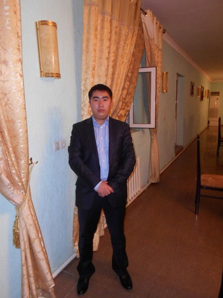 Олжас Айтмаханов