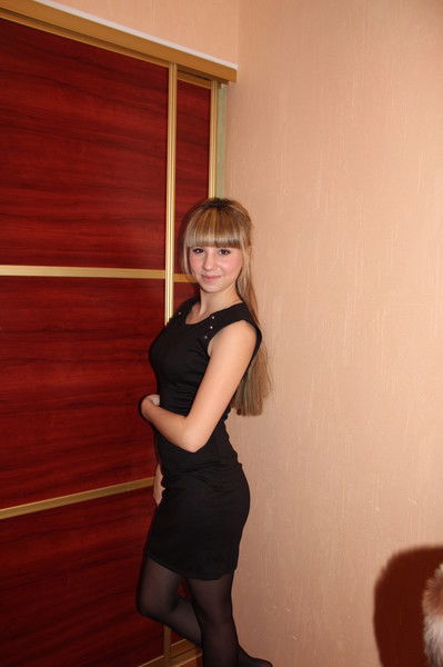 Настя Акопова