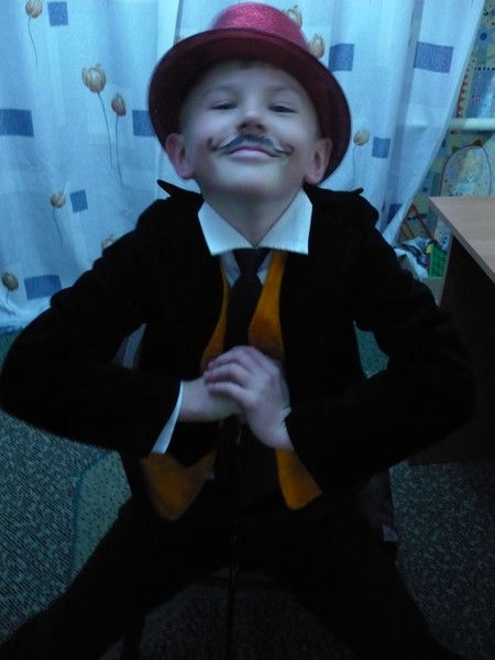 Александр Сандро