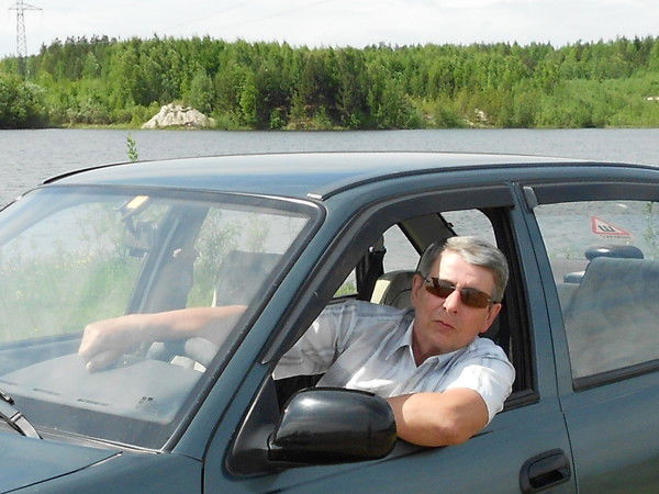 Слава Попов