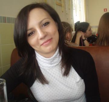 Юля Столярова