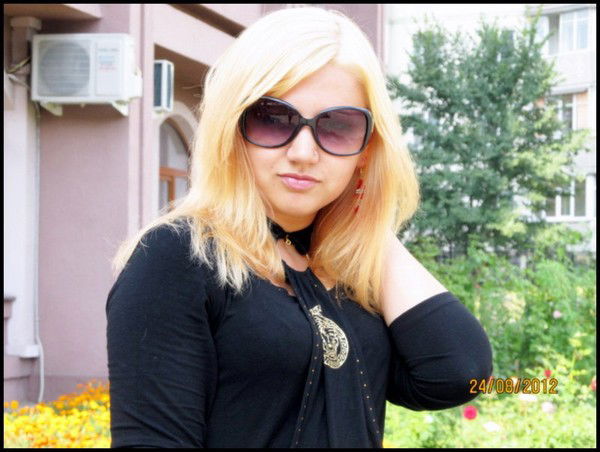 Марина Попова