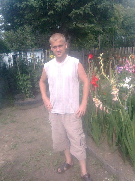 Петр Паринов