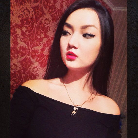 { Katira Kabduvahitova }