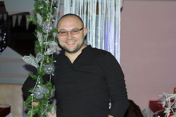 Максим Усатенко