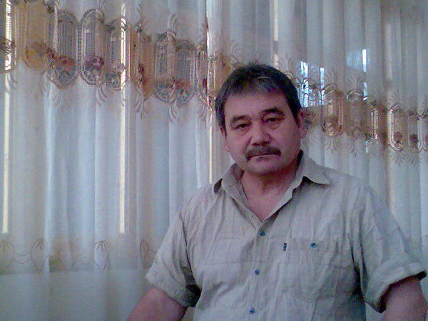 Бахадир Азимов