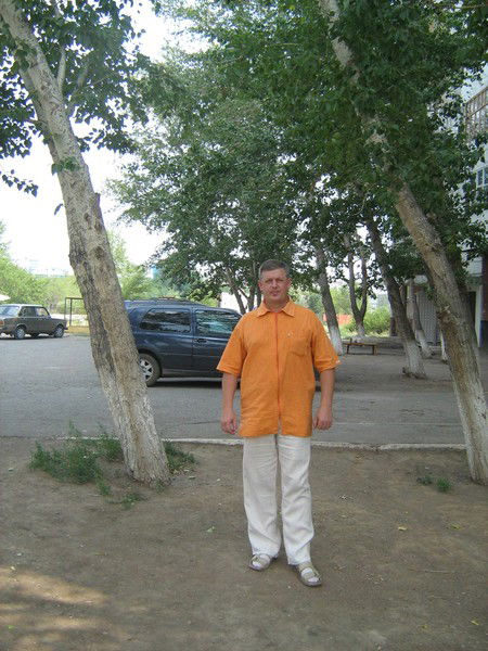 Юрий Зверев