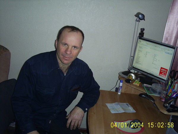 Александр Николаев