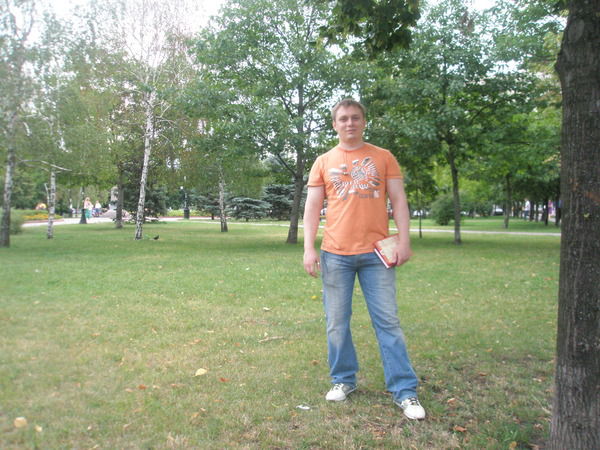 Дмитрий Ухов