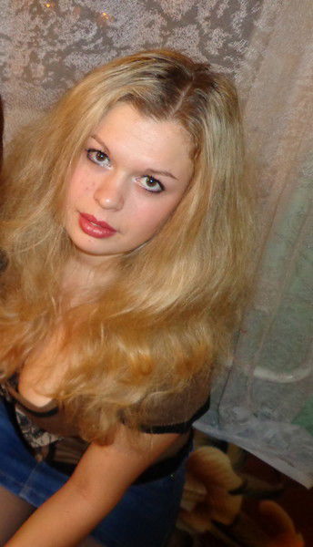 Евгения Мельник