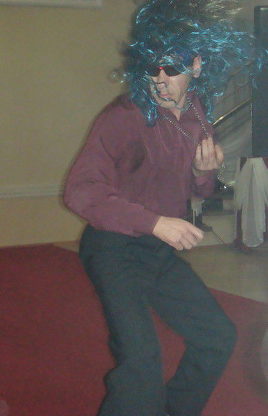 Олег Саютин