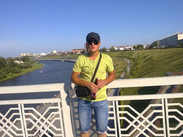 Михайлов Олег