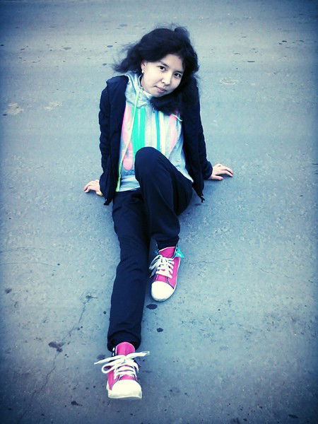 Весёлая Девчонка