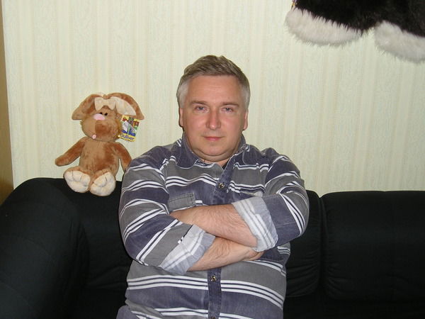 Владимир Леонов