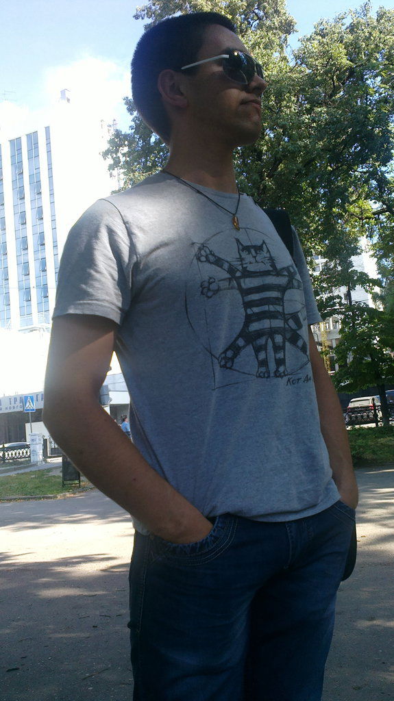 Евгений Колотов