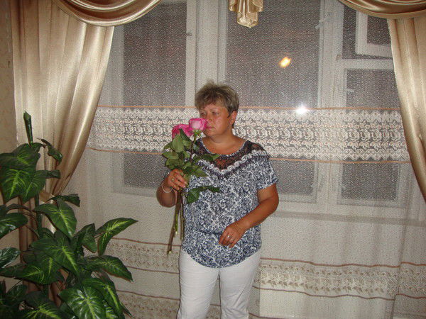 Неля Волкова