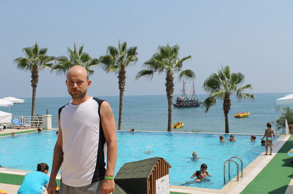 Анатолий Криволапов