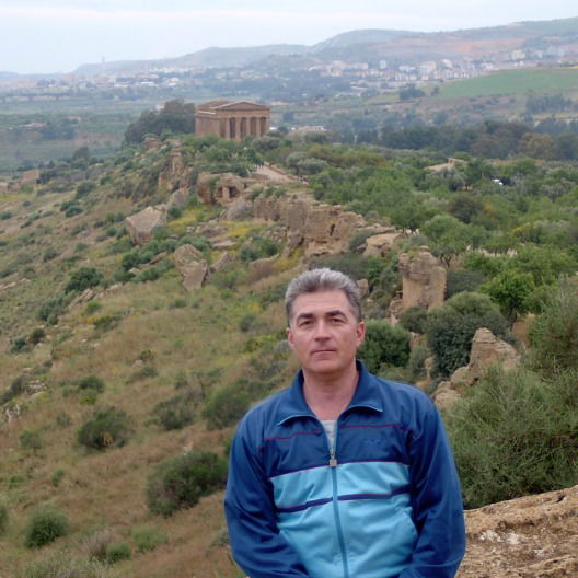 Владимир Желобов