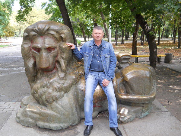 Владимир Сухенко