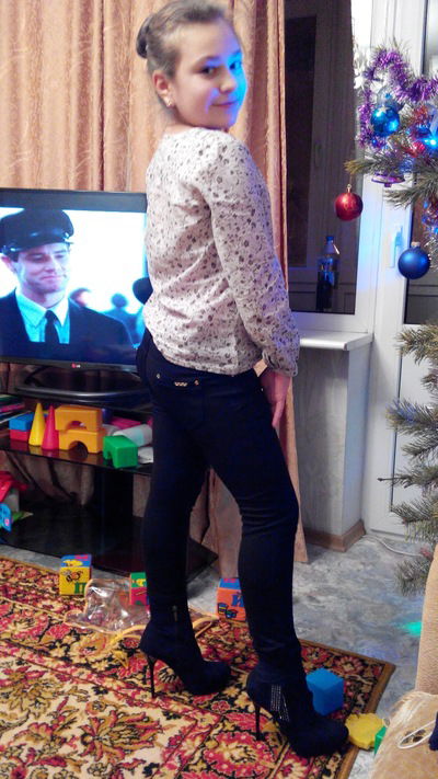 Наташа Комина