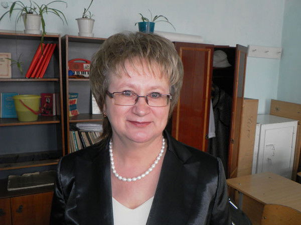 Елена Черняева