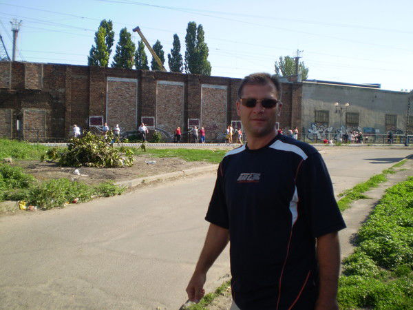 Виталий Левченко