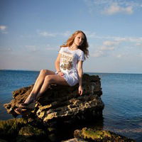 Лена Бухина