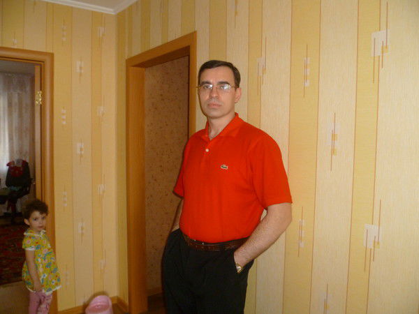 Александр Булатов